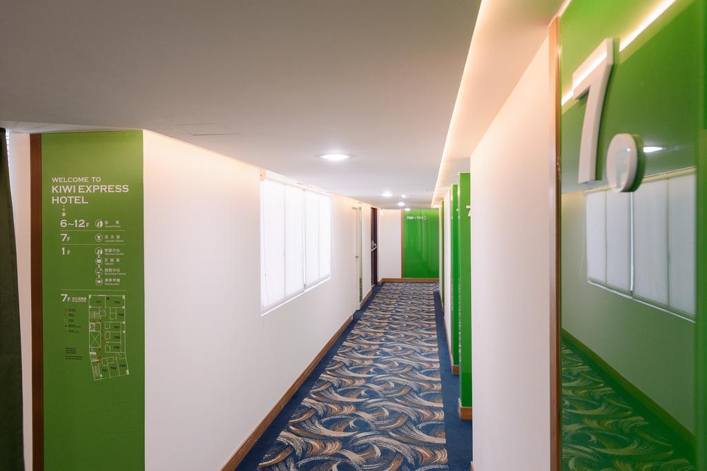 Hotel Kiwi-Taichung Station Branch 1 Zewnętrze zdjęcie