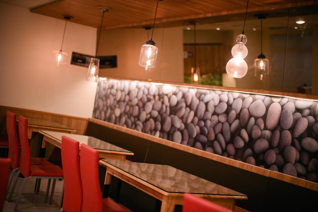 Hotel Kiwi-Taichung Station Branch 1 Zewnętrze zdjęcie